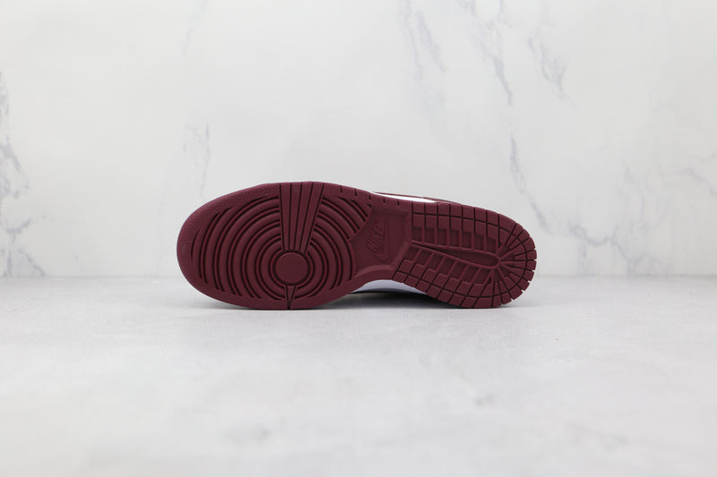 Dunk Low Bordeaux