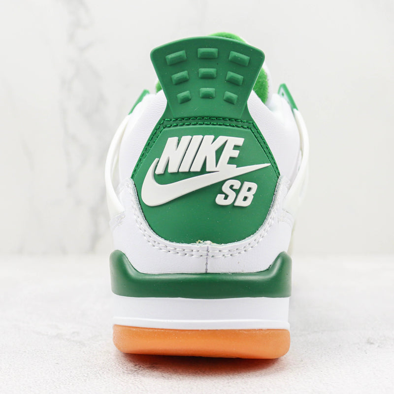 4 Retro SB Pine Green