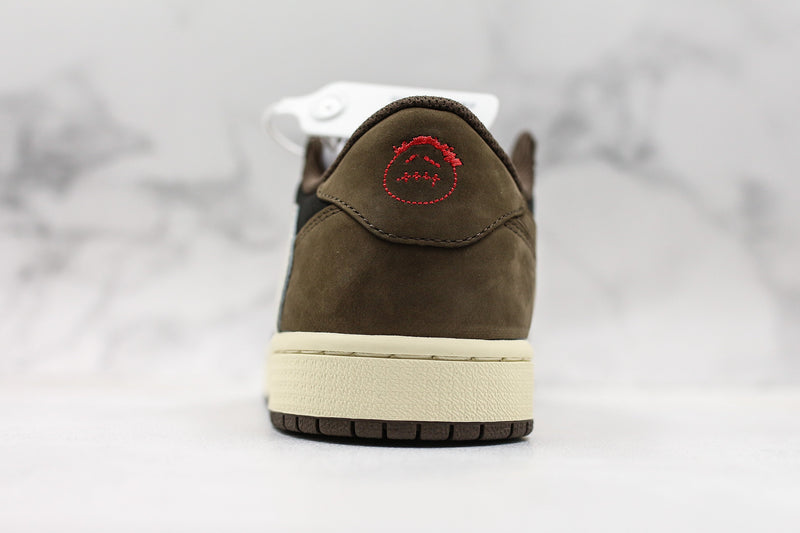 1 Retro Low OG SP Travis Scott