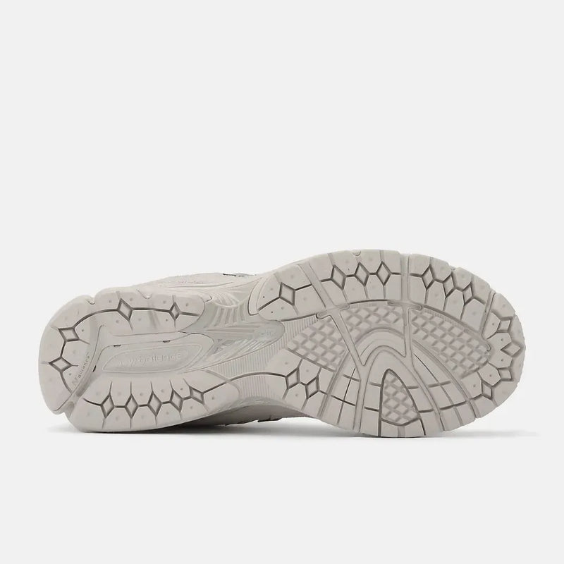 Balance 2002R Grey Matter Reflection