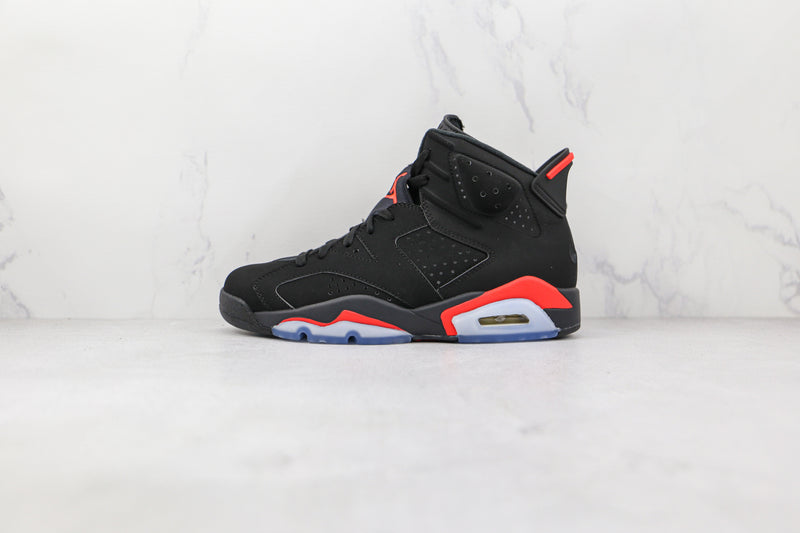 6 Retro Black Infrared