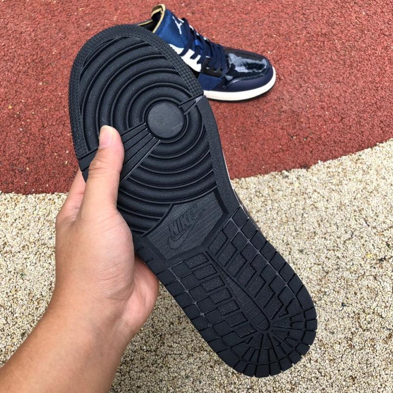 1 Low SE Craft Obsidian French Blue Ashen Slate White