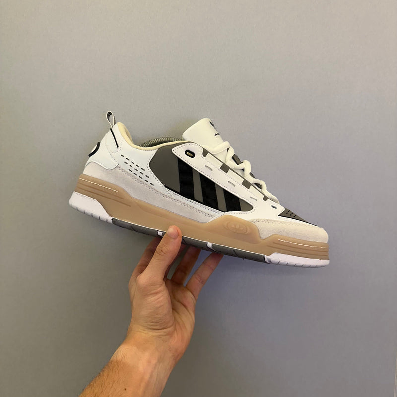 ADI2000 Chalk White (Pronta Entrega)