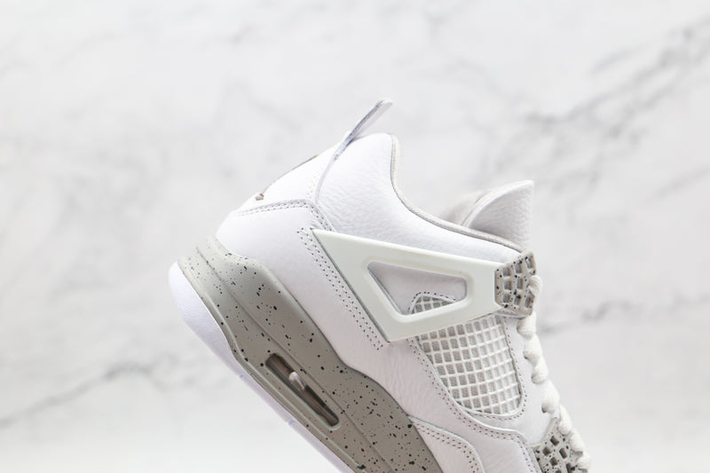 4 Retro White Oreo
