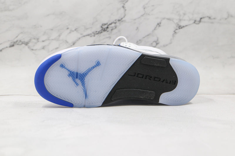 5 Retro White Stealth