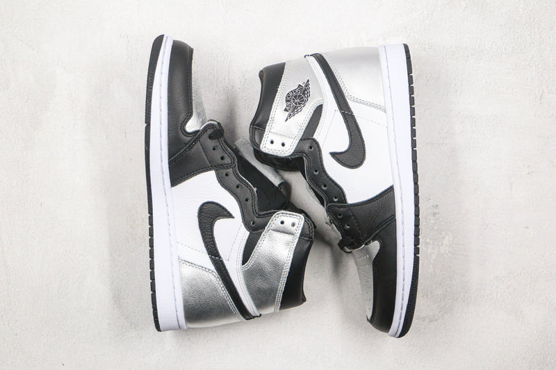 1 Retro High Silver Toe