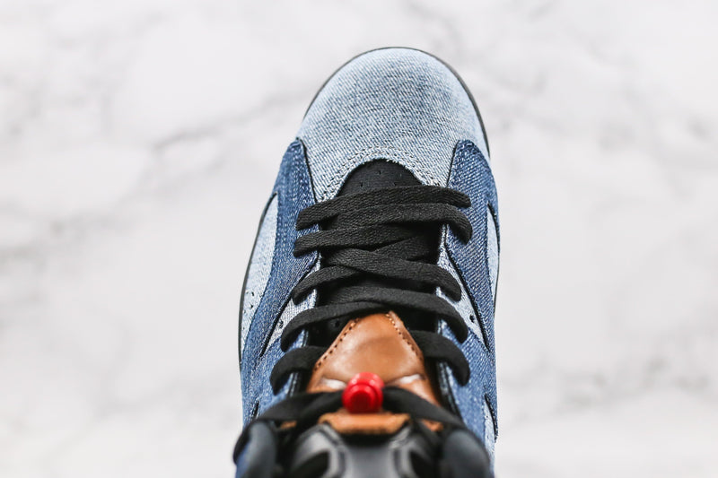 6 Retro Washed Denim