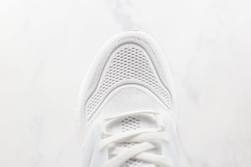 UltraBoost 22 Triple White