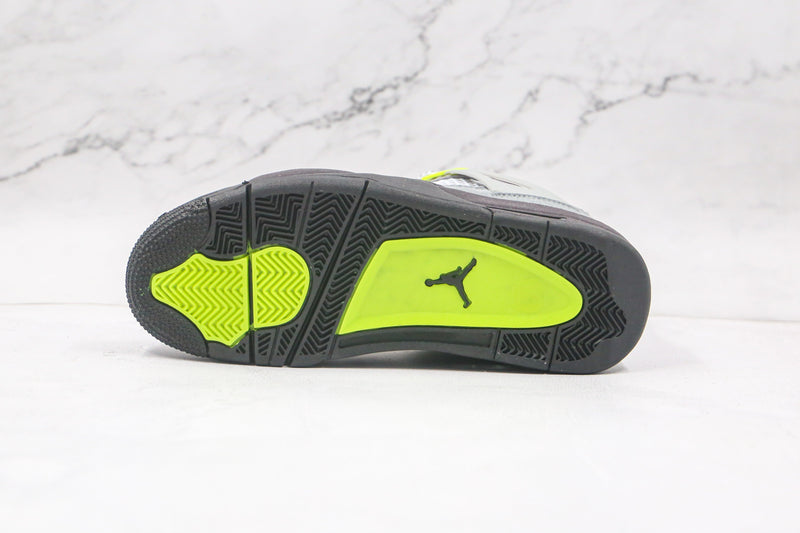 4 Retro SE 95 Neon