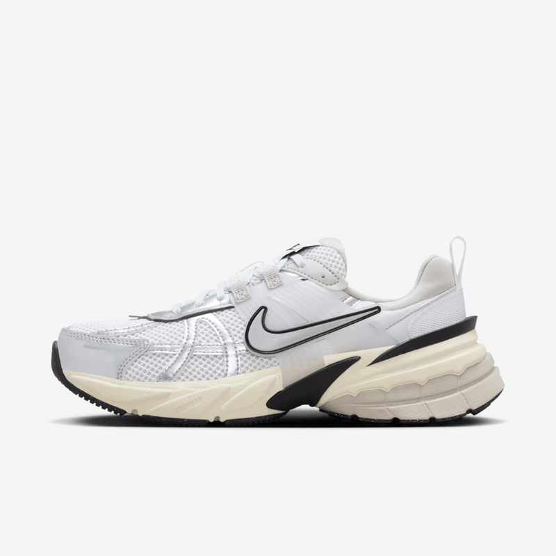 V2K Run Summit White Metallic Silver