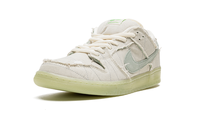SB Dunk Low Mummy
