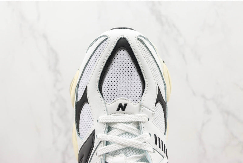 Balance 9060 White Black