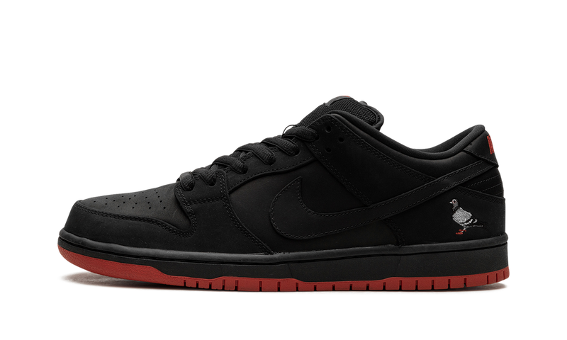SB Dunk Low Black Pigeon
