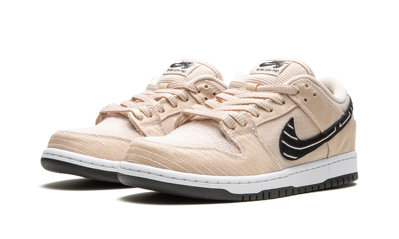 SB Dunk Low Albino & Preto 'Jiu-Jitsu'