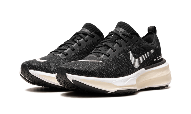 Zoom X Invincible Run 3 Black White