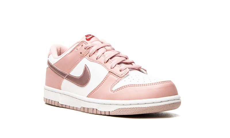 Dunk Low Pink Velvet
