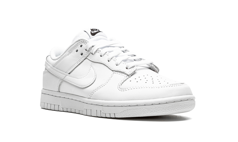 Dunk Low Triple White
